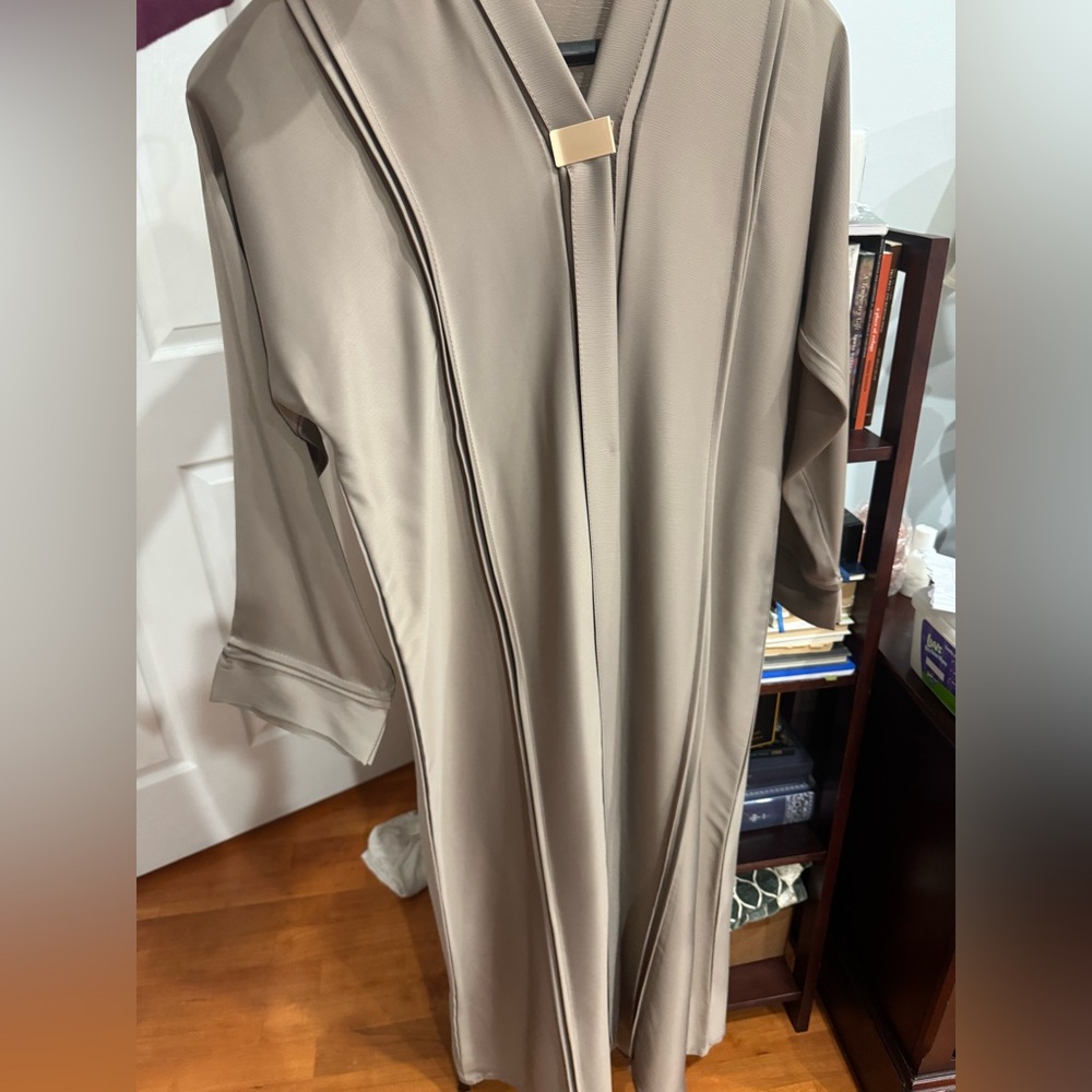 Elegant Beige Front open abaya